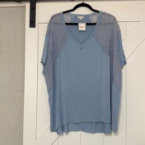 Vintage Tee with lace detail